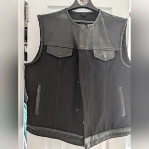 Men's motorcycle vest, size 3X